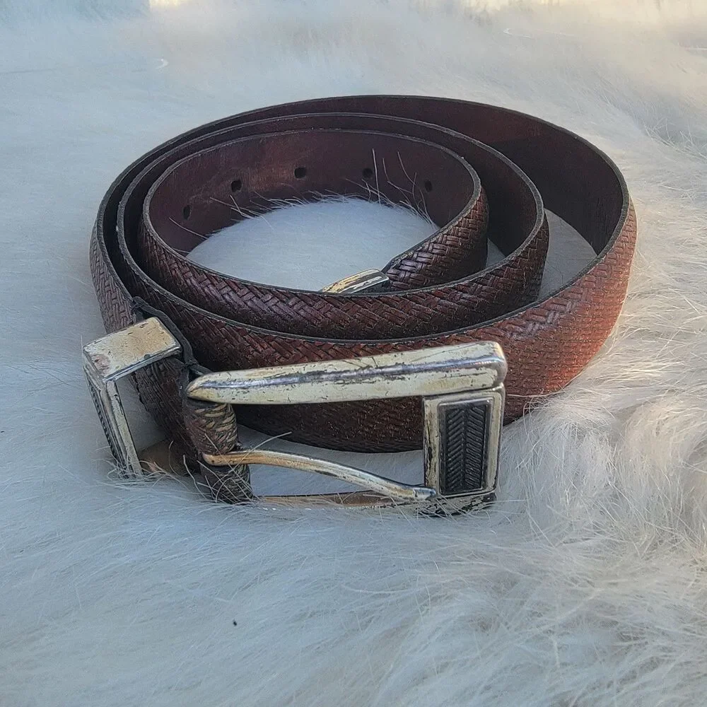 Johnston and Murphy  calf skin brown leather belt  sz 38